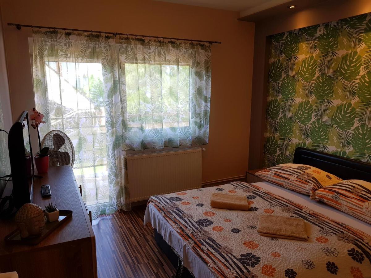 Napsugar Villa B Siófok Buitenkant foto