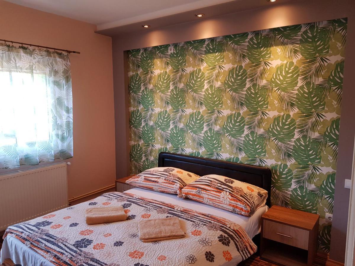 Napsugar Villa B Siófok Buitenkant foto