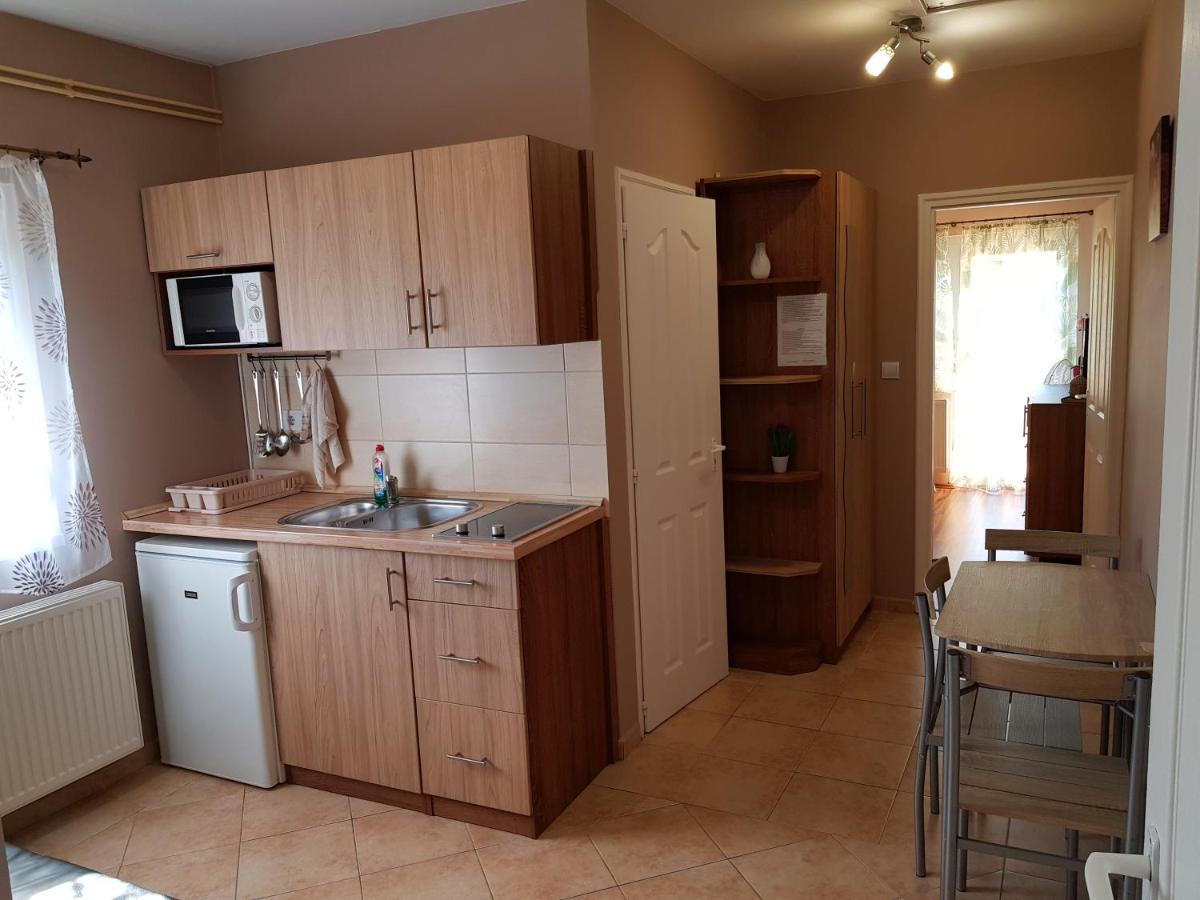 Napsugar Villa B Siófok Buitenkant foto
