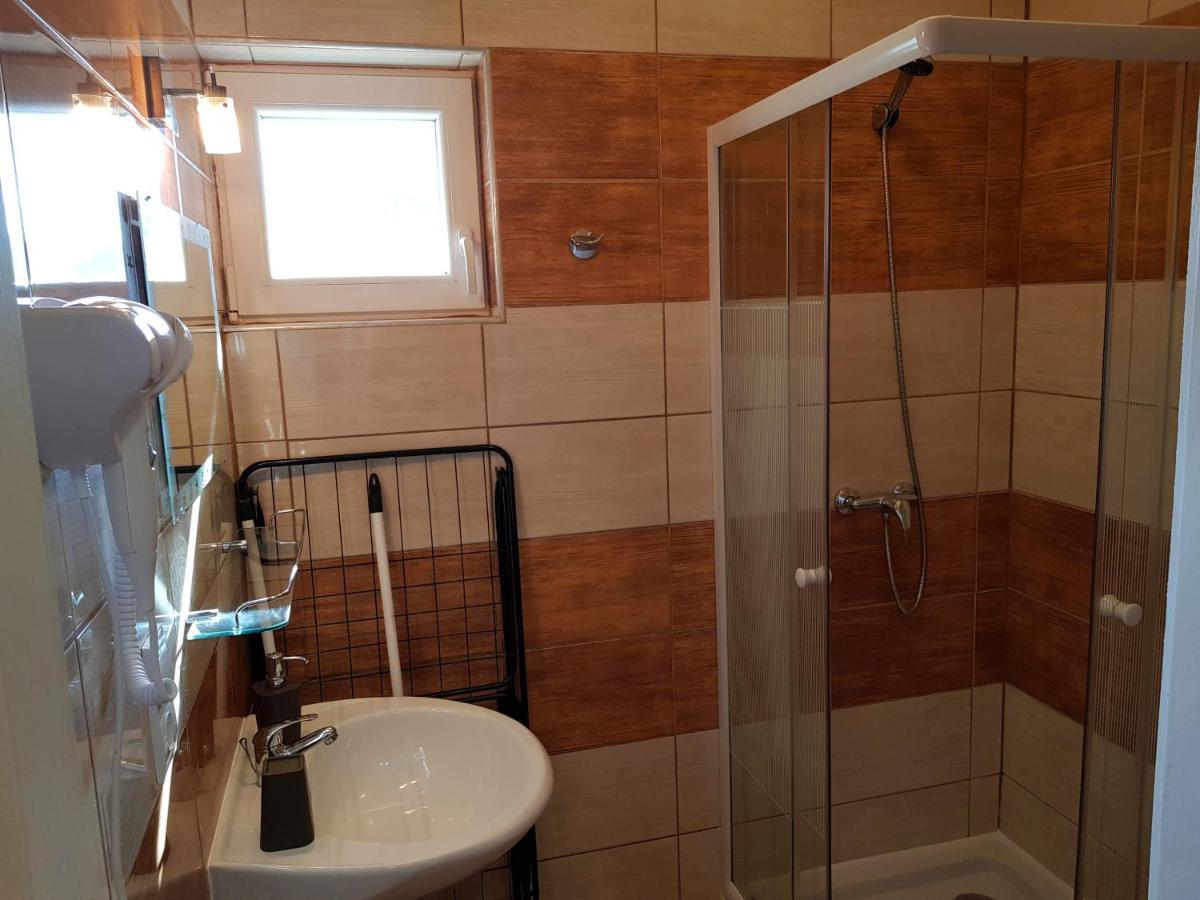 Napsugar Villa B Siófok Buitenkant foto